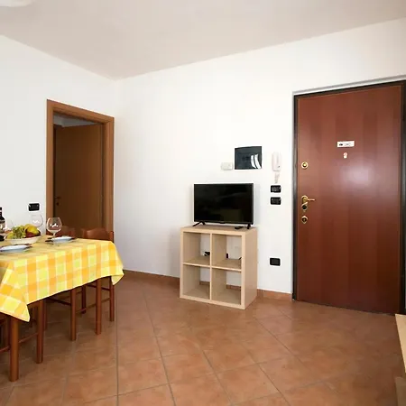 Nette In Apartman *